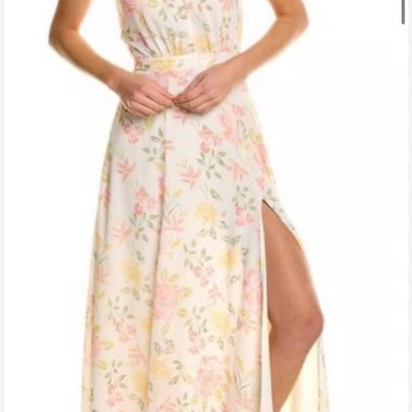 Dresses & Skirts - Floral Maxi Dress with Slit